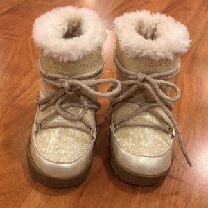 NWT!! Covergirl Girl's Winter Boots